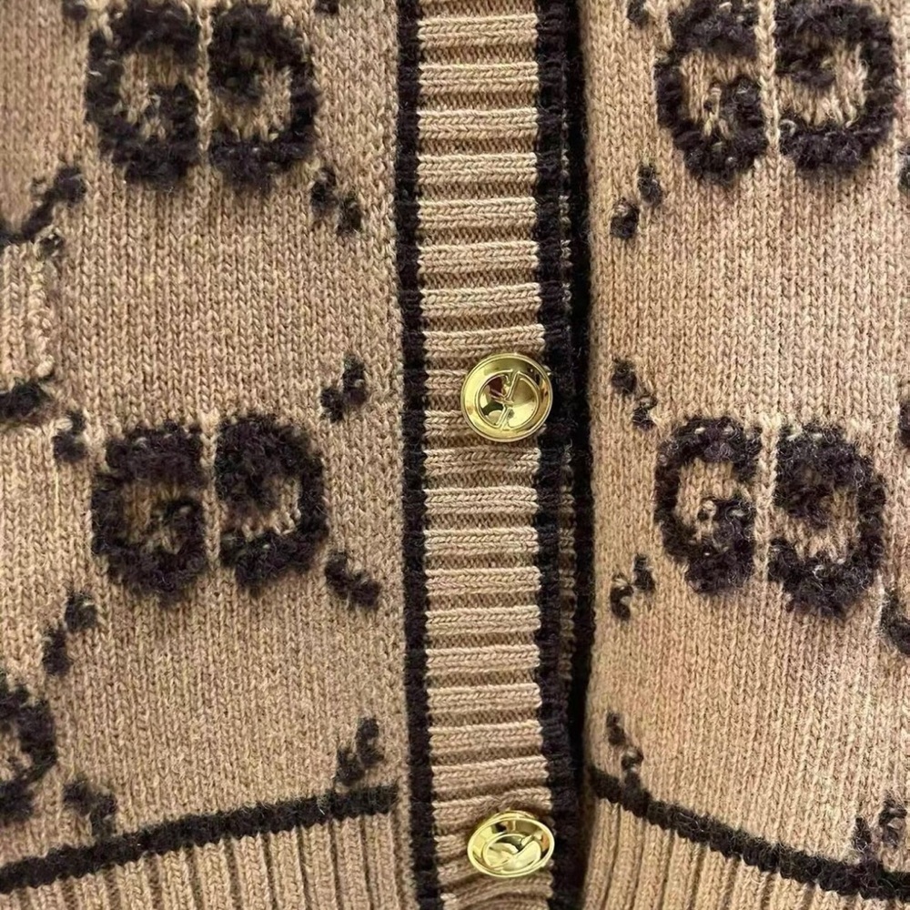 Gucci Beige and Brown Patterned Cardigan - Picture 3 of 4